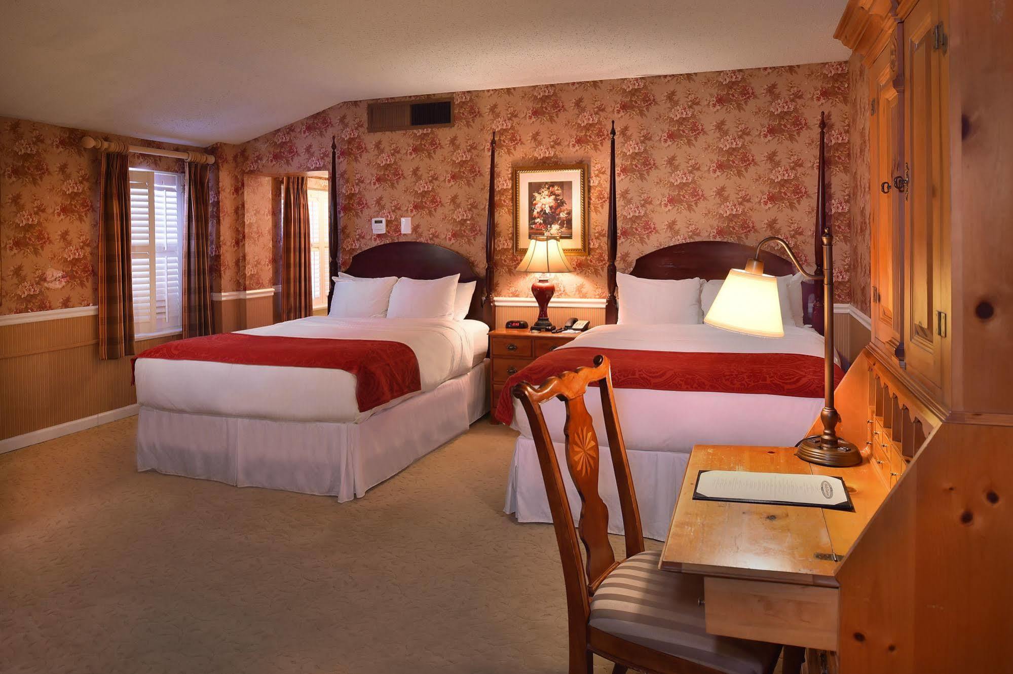 Seven Gables Inn, St Louis West, A Tribute Portfolio Hotel Clayton Dış mekan fotoğraf