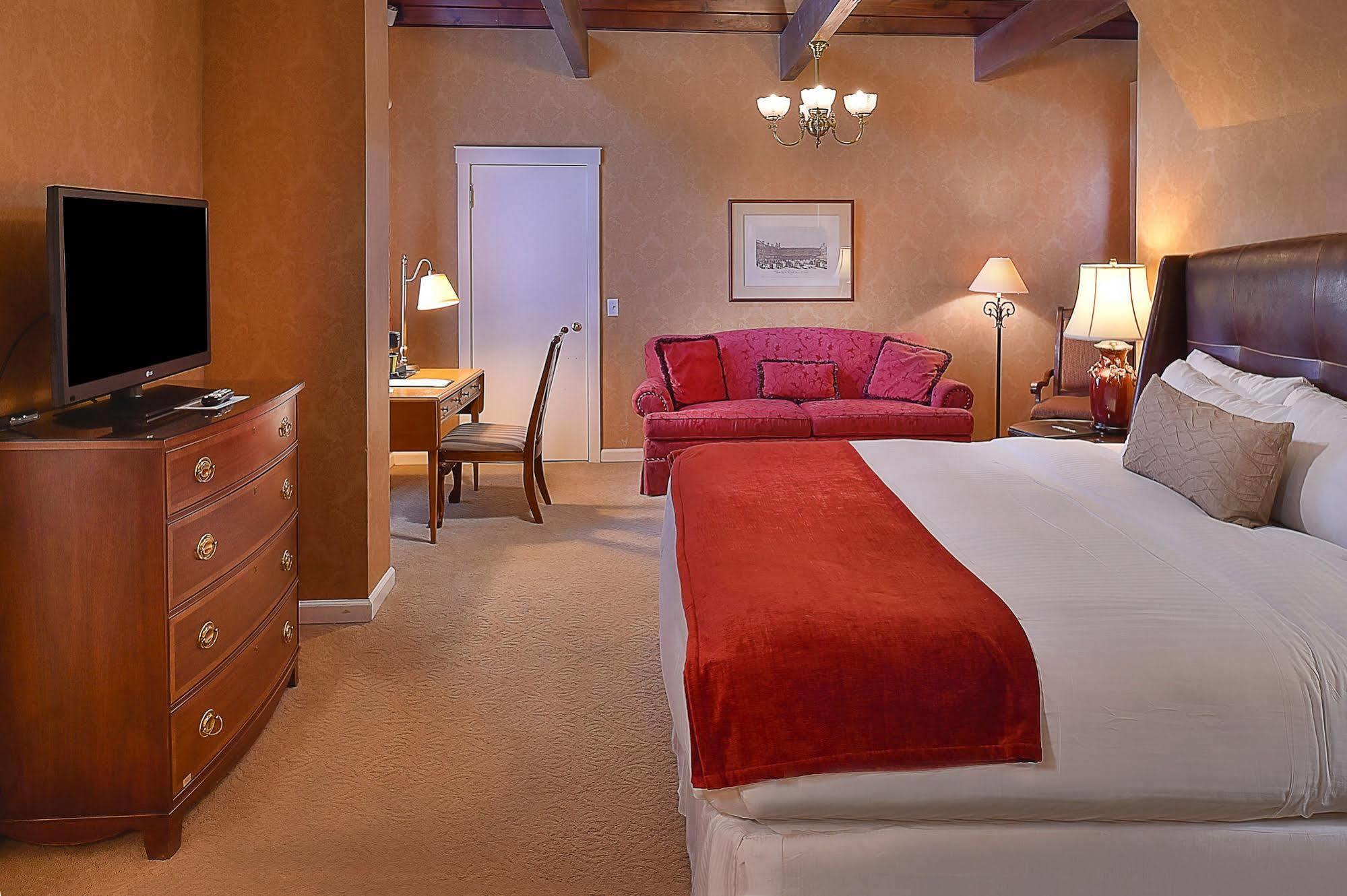 Seven Gables Inn, St Louis West, A Tribute Portfolio Hotel Clayton Dış mekan fotoğraf