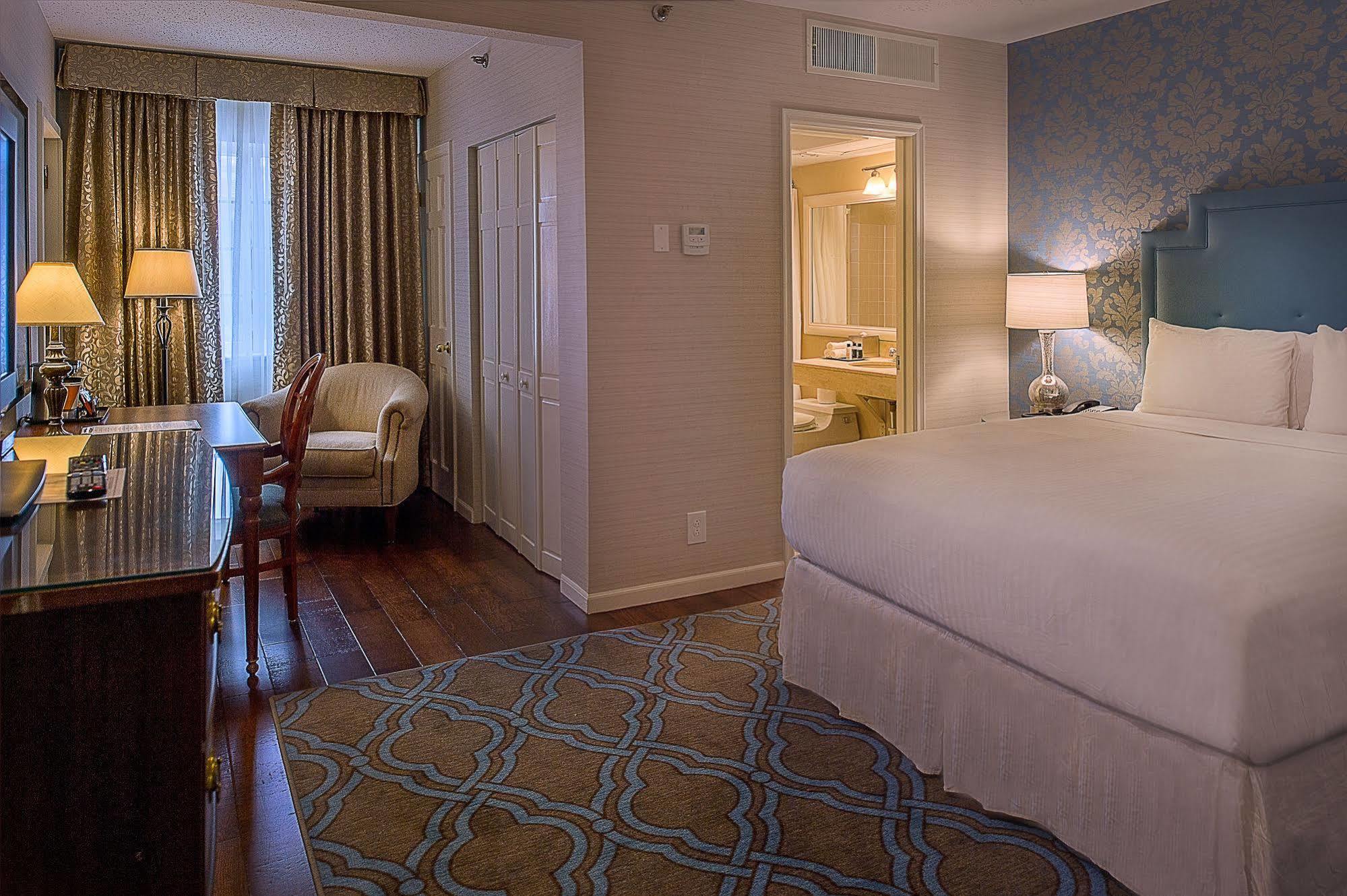 Seven Gables Inn, St Louis West, A Tribute Portfolio Hotel Clayton Dış mekan fotoğraf